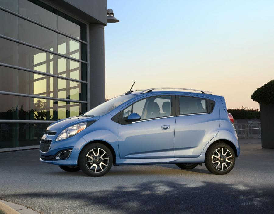  Chevrolet Spark 2012 года  (фото 10 из 18)